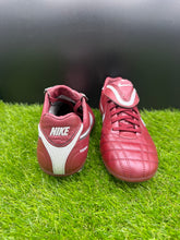 Load image into Gallery viewer, Nike Tiempo Legend III Elite SG