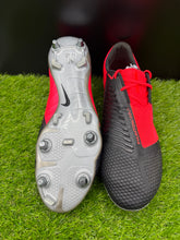 Load image into Gallery viewer, Nike Phantom Venom Elite SG-Pro
