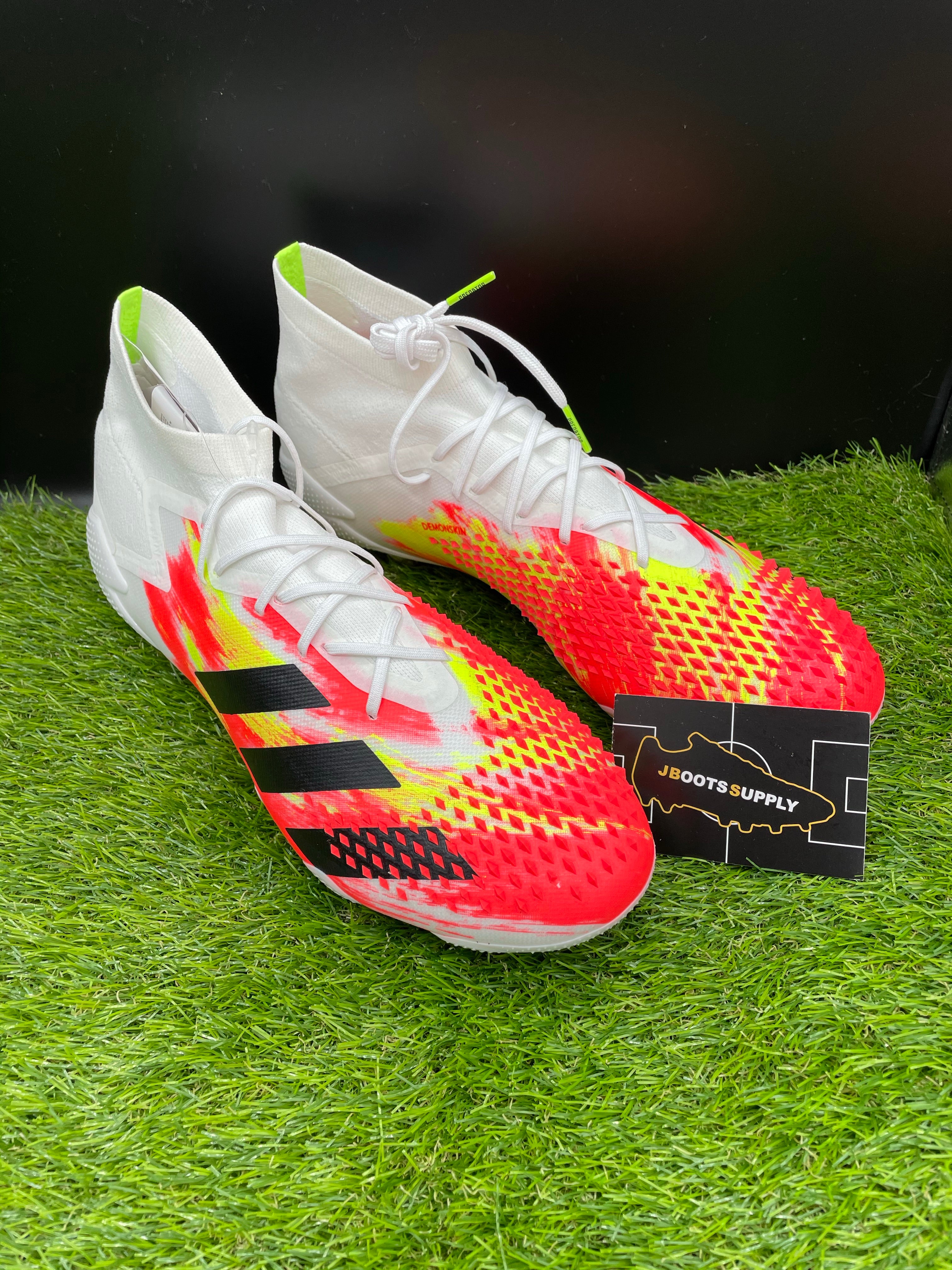 Adidas costo Clearance