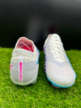 Load image into Gallery viewer, Nike Mercurial Zoom Vapor 15 Elite SG-Pro
