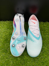 Load image into Gallery viewer, Nike Phantom 6 Low Elite NU2 SG-Pro
