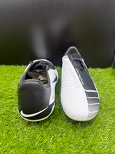 Load image into Gallery viewer, Nike Phantom Venom Elite DNA FG
