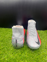 Load image into Gallery viewer, Nike Mercurial Superfly 7 Elite SG-Pro
