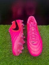 Load image into Gallery viewer, Nike Tiempo Ligera FG
