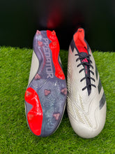 Load image into Gallery viewer, Adidas Predator Elite FG
