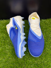 Load image into Gallery viewer, Nike Phantom 6 Low Elite FG
