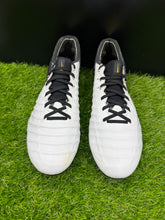 Load image into Gallery viewer, Nike Tiempo Legend 7 Elite FG
