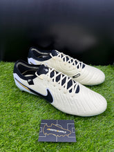 Load image into Gallery viewer, Nike Tiempo Legend 10 Elite SG-Pro
