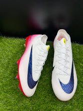 Load image into Gallery viewer, Nike Mercurial Vapor 16 Elite SG-Pro
