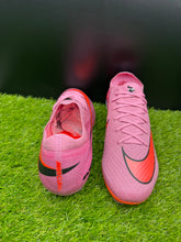 Load image into Gallery viewer, Nike Mercurial Vapor 16 Elite FG
