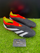 Load image into Gallery viewer, Adidas Predator Elite Laceless SG
