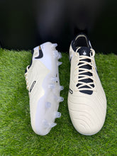 Load image into Gallery viewer, Nike Tiempo Legend 10 Elite FG
