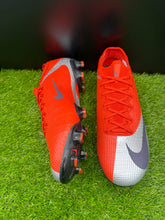 Load image into Gallery viewer, Nike Mercurial Vapor 13 Elite DNA FG
