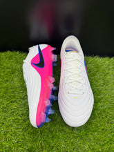 Load image into Gallery viewer, Nike Tiempo Maestro Elite FG
