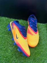 Load image into Gallery viewer, Nike Phantom 6 Low Elite ‘Erling Haaland’ FG
