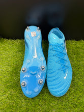 Load image into Gallery viewer, Nike Phantom GX 2 Elite SG-Pro
