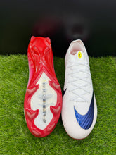 Load image into Gallery viewer, Nike Mercurial Vapor 16 Elite FG
