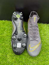 Load image into Gallery viewer, Nike Mercurial Superfly 6 Elite SG Anti-Clog
