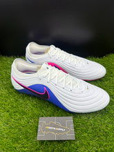 Load image into Gallery viewer, Nike Tiempo Maestro Elite AG
