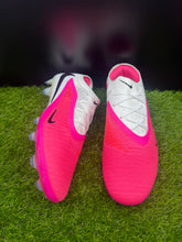 Load image into Gallery viewer, Nike Phantom 6 Low Elite FG
