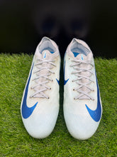 Load image into Gallery viewer, Nike Mercurial Vapor Elite FG
