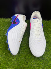 Load image into Gallery viewer, Nike Tiempo Maestro Elite AG
