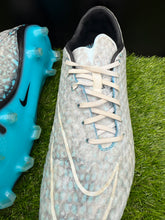 Load image into Gallery viewer, Nike Hypervenom Phantom RGN Hydra Transform FG Elite
