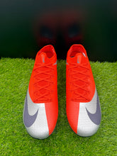 Load image into Gallery viewer, Nike Mercurial Vapor 13 Elite DNA FG
