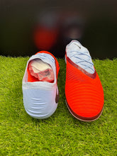 Load image into Gallery viewer, Nike Phantom 6 Low Elite SG-Pro
