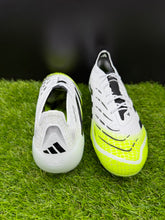 Load image into Gallery viewer, Adidas Predator Elite SG

