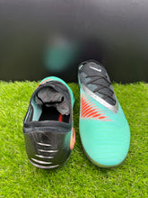 Load image into Gallery viewer, Nike Phantom 6 Low Elite FG
