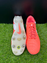 Load image into Gallery viewer, Nike Tiempo Legend 10 Elite SG Anti-Clog
