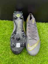 Load image into Gallery viewer, Nike Mercurial Vapor 12 Elite SG-Pro Anti-Clog
