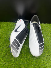 Load image into Gallery viewer, Nike Phantom Venom Elite DNA FG
