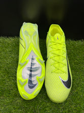 Load image into Gallery viewer, Nike Mercurial Vapor 16 Elite FG

