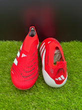 Load image into Gallery viewer, Adidas Predator Elite Laceless FG
