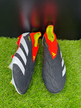 Load image into Gallery viewer, Adidas Predator Elite Laceless SG
