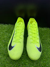 Load image into Gallery viewer, Nike Mercurial Vapor 16 Elite FG
