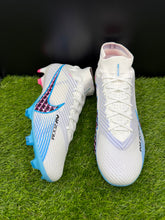 Load image into Gallery viewer, Nike Mercurial Superfly 9 Elite FG
