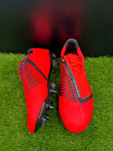 Load image into Gallery viewer, Nike Phantom Venom Elite SG-Pro AC
