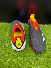 Load image into Gallery viewer, Adidas Predator Elite Laceless SG
