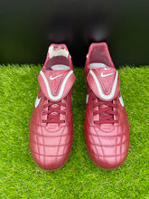 Load image into Gallery viewer, Nike Tiempo Legend III Elite SG
