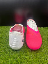 Load image into Gallery viewer, Nike Phantom 6 Low Elite FG
