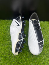 Load image into Gallery viewer, Nike Phantom Venom Elite DNA FG
