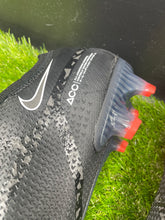 Load image into Gallery viewer, Nike Phantom GT 2 Elite FG
