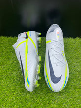 Load image into Gallery viewer, Nike Phantom GT II Elite FG
