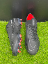 Load image into Gallery viewer, Nike Phantom GT 2 Elite FG
