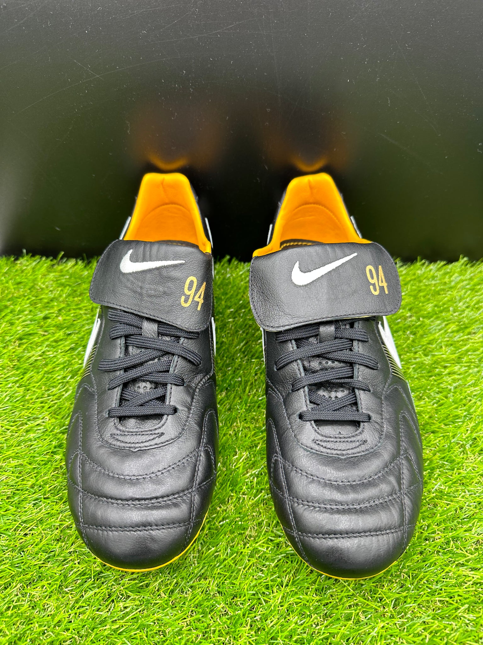 Nike tiempo hot sale premier 94 orange