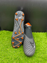 Load image into Gallery viewer, Nike Phantom GX Elite DF FG
