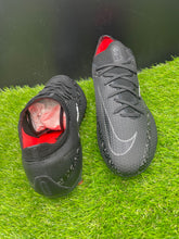 Load image into Gallery viewer, Nike Phantom GT 2 Elite FG

